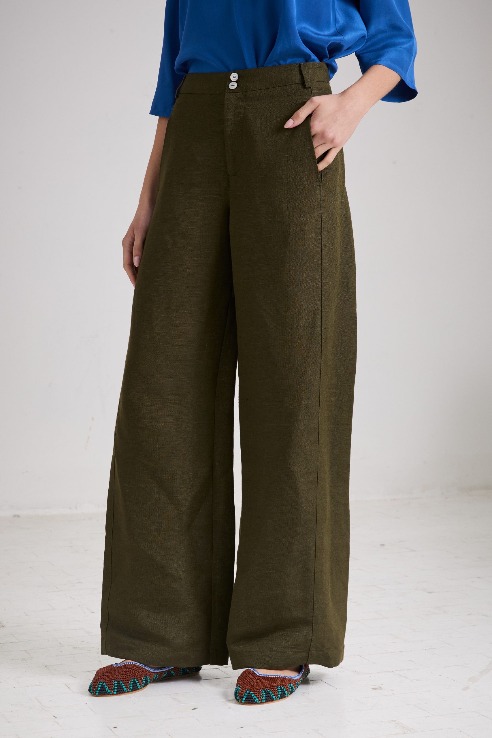 pantaloni_in_lino_e_viscosa_verde_cachi