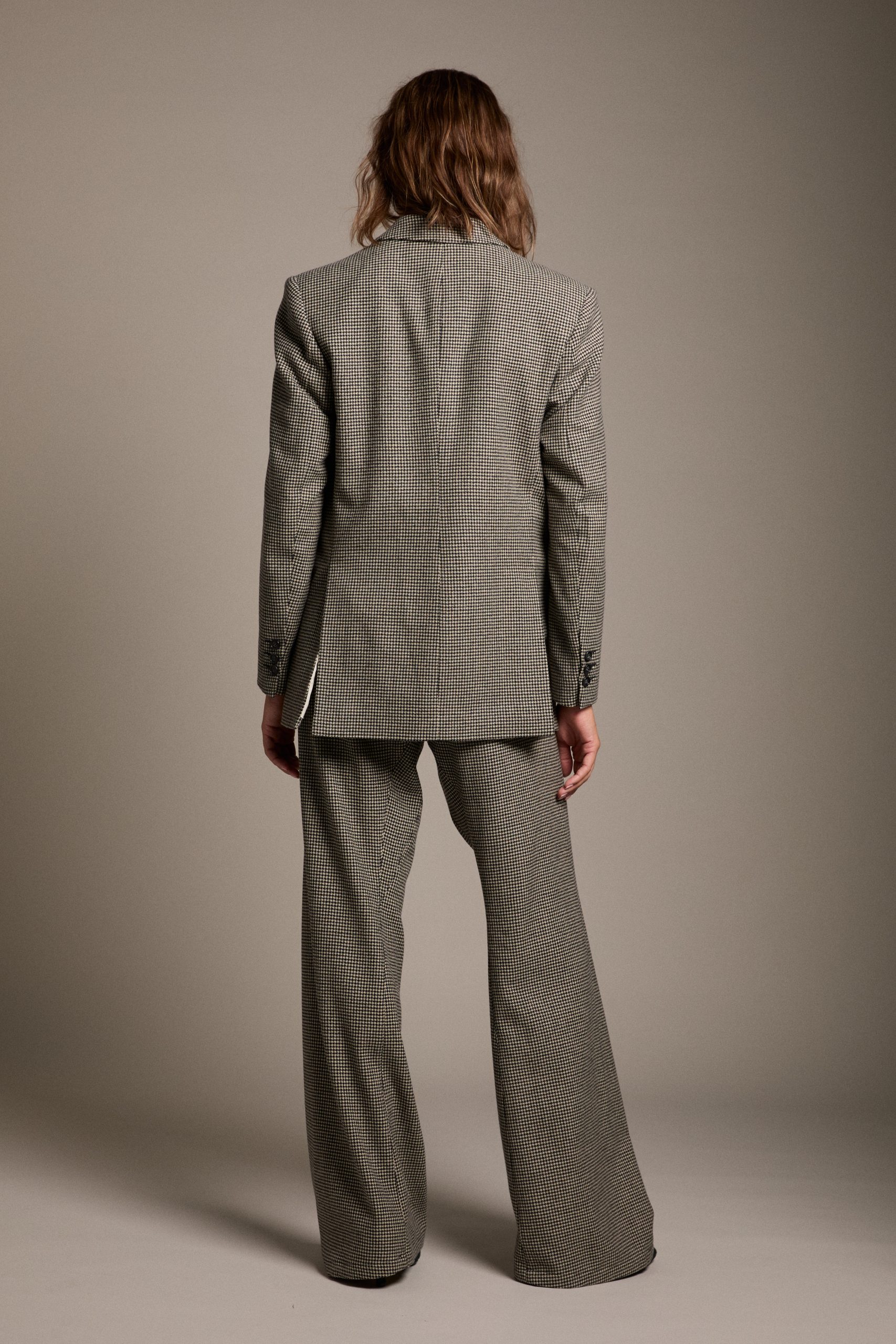 CARLA_SAIBENE_AW170055