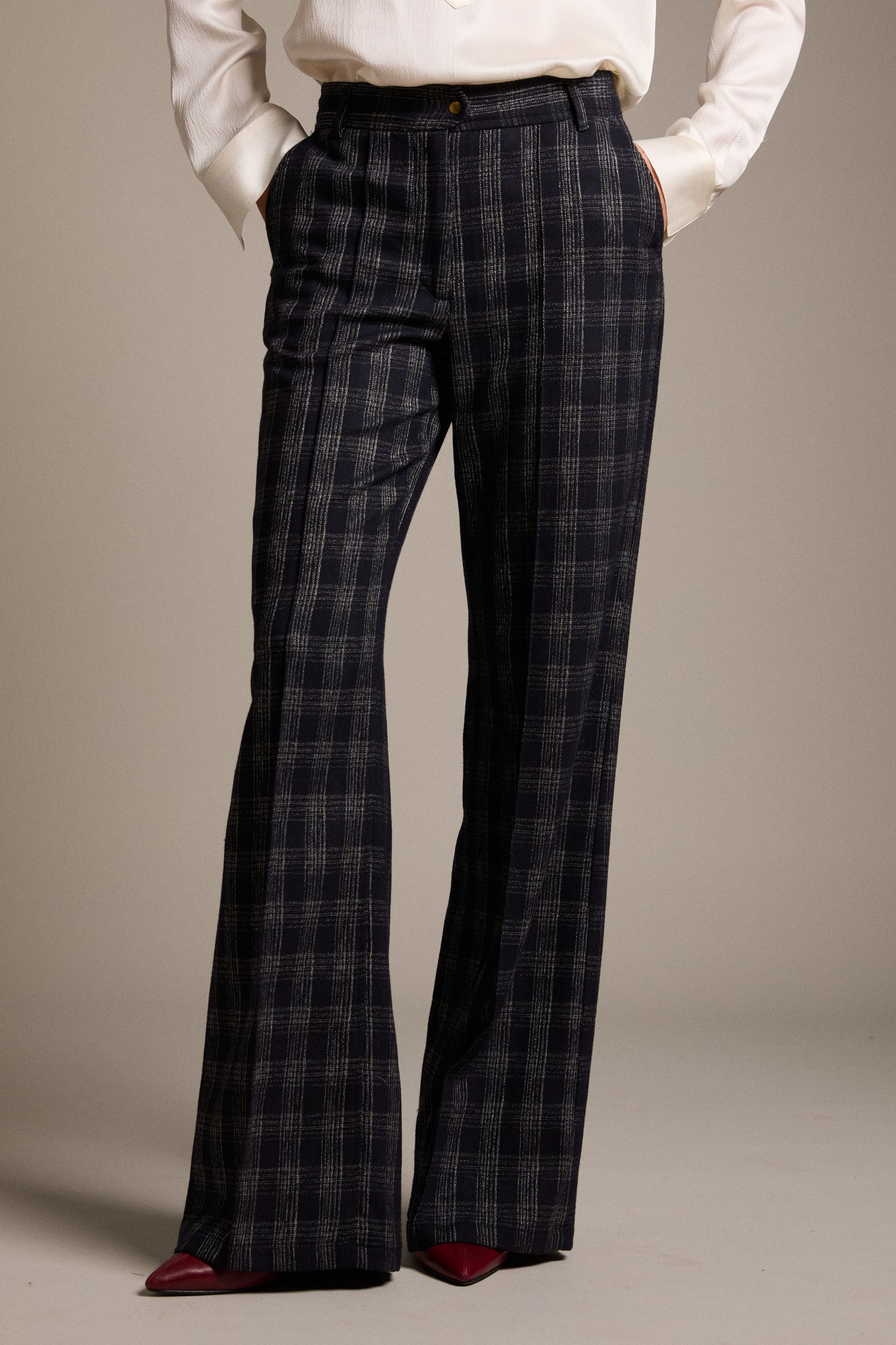 blue_tartan_wool_trousers_