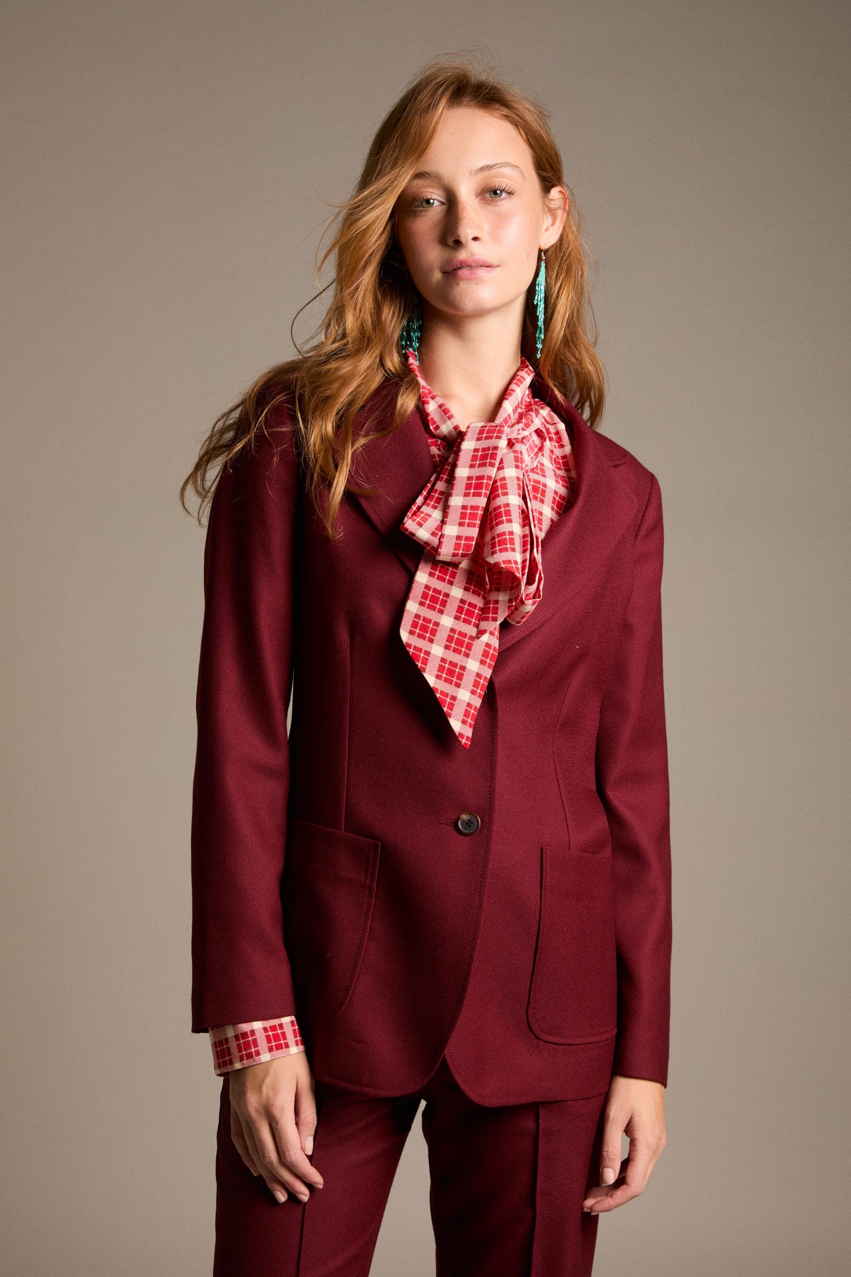 giacca_in_crepe_di_lana_bordeaux