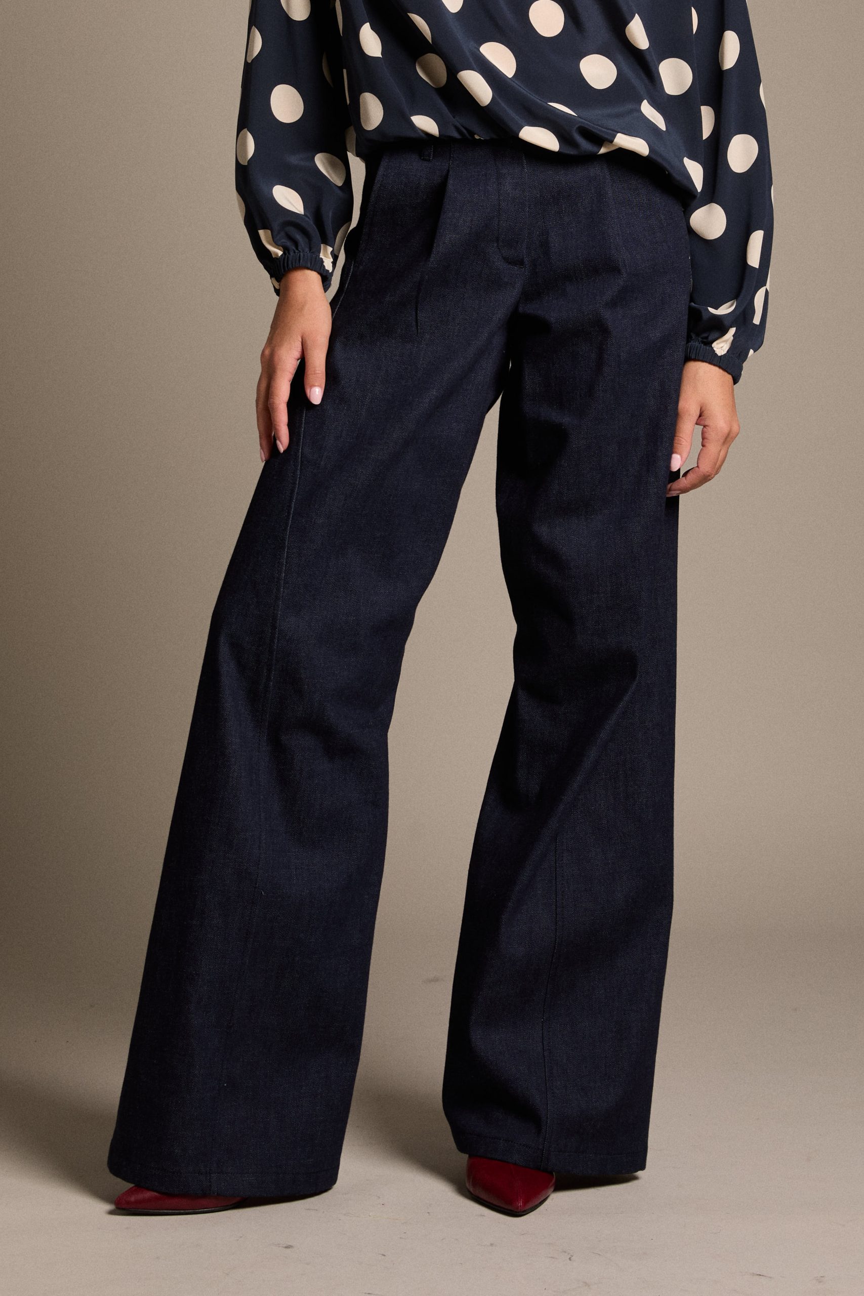 pantaloni_in_denim_blu_scuro