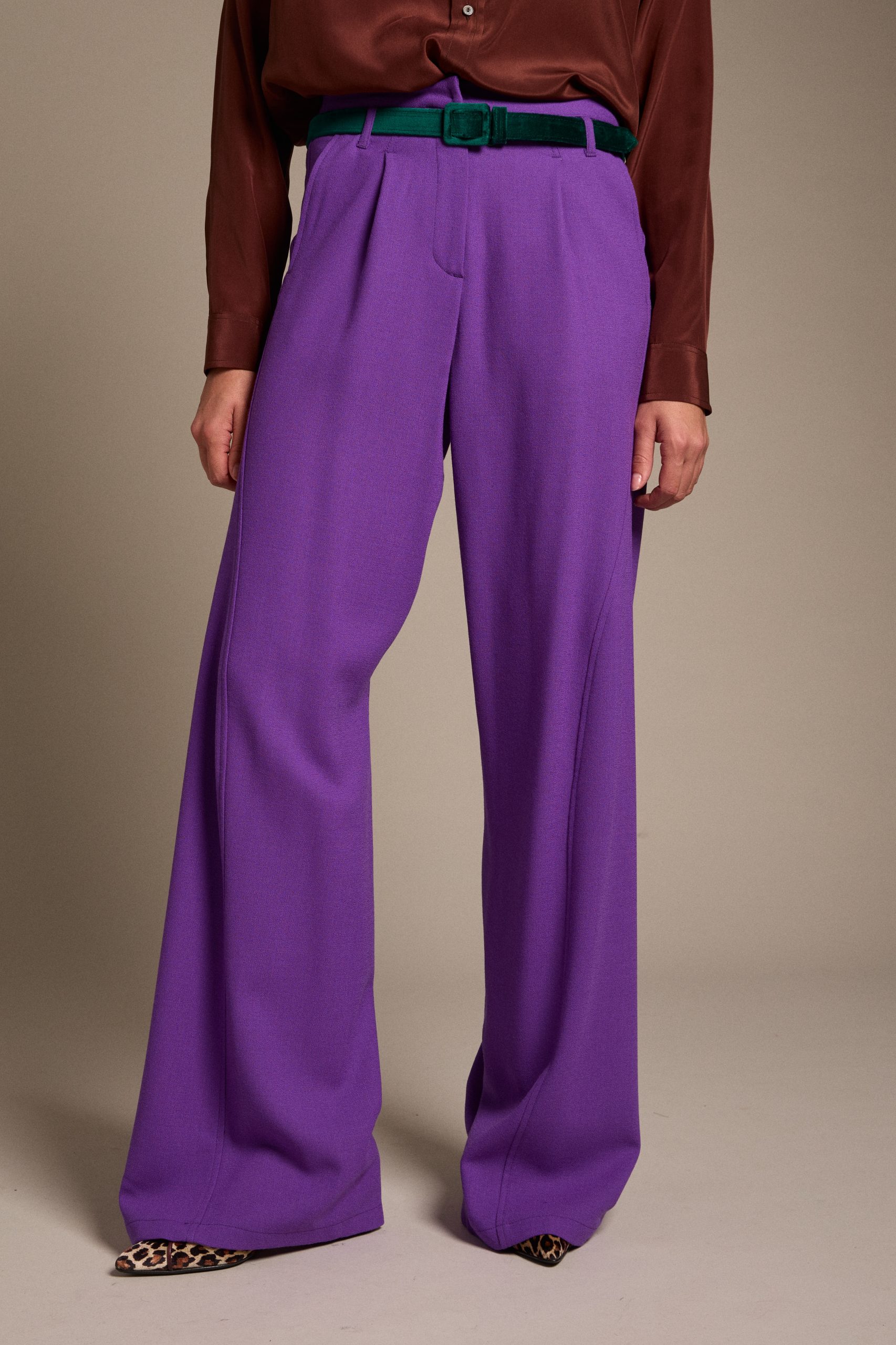 pantaloni_in_crepe_di_lana_violetto