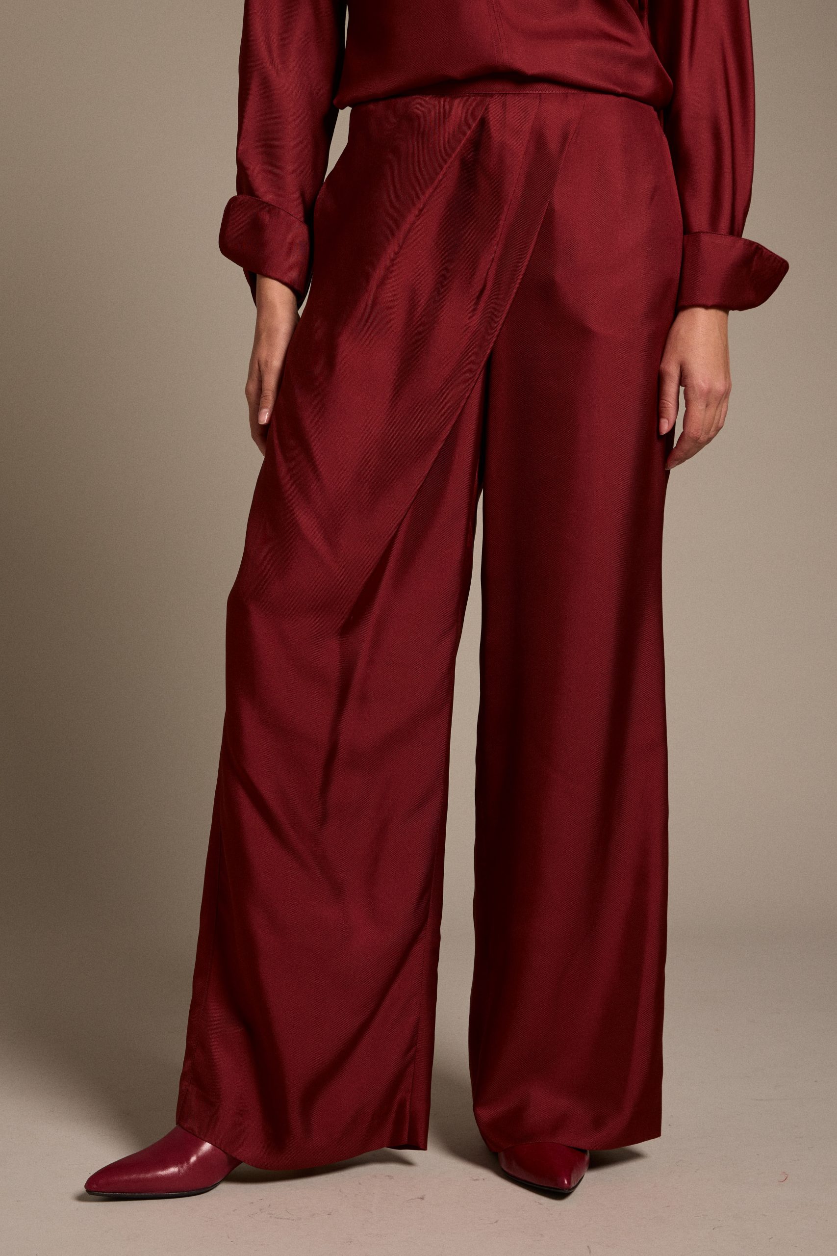 CARLA_SAIBENE_AW27_DAY_02_2032