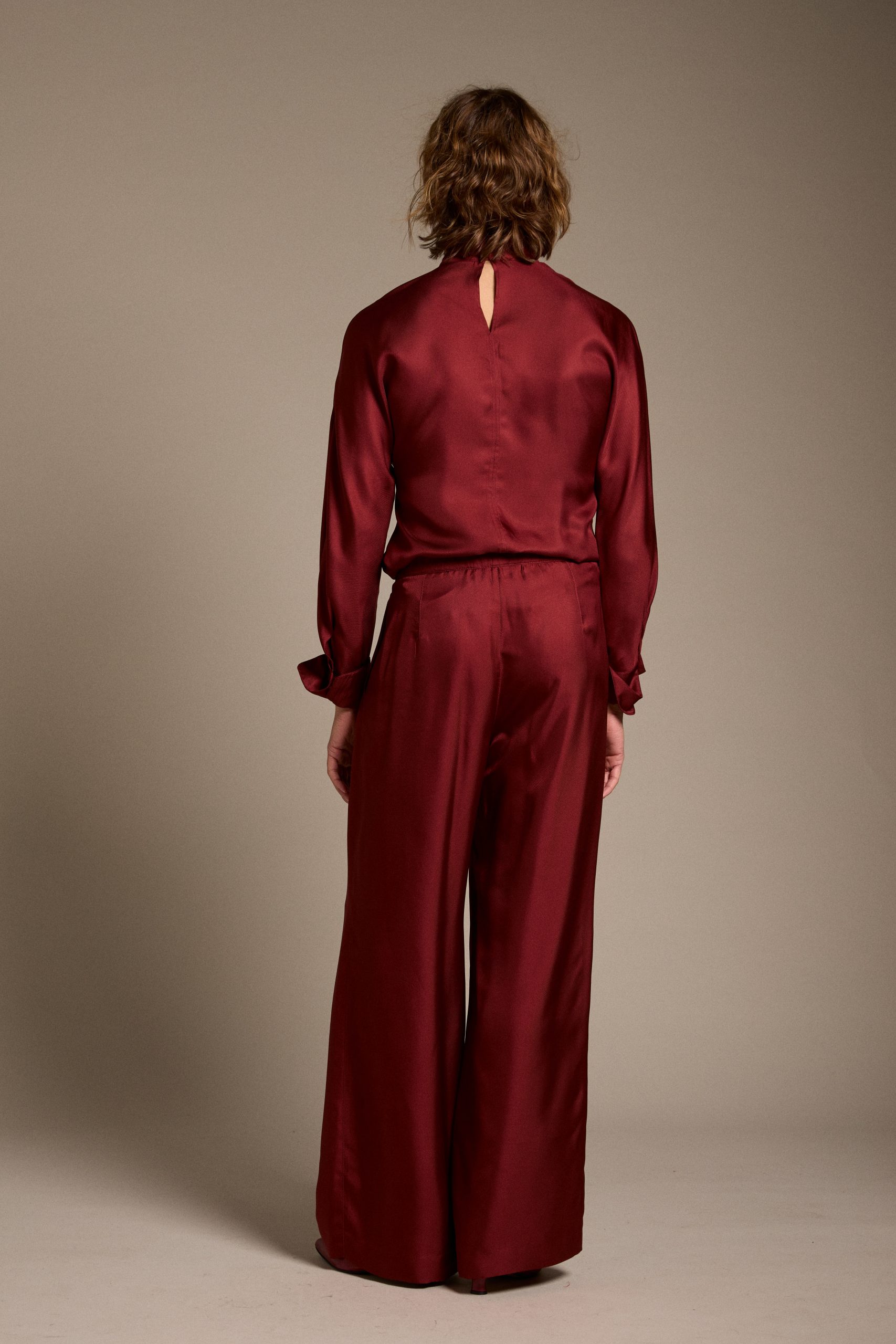 CARLA_SAIBENE_AW27_DAY_02_2042